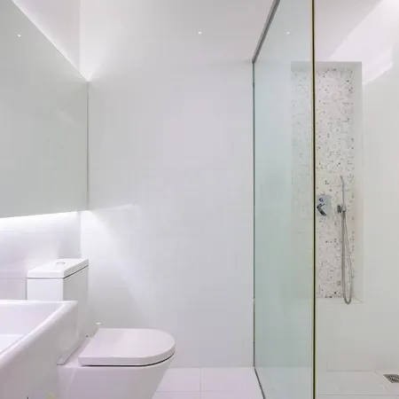 Georgetown Minimalist Elegance 4Br 8Pax Villa Exterior photo