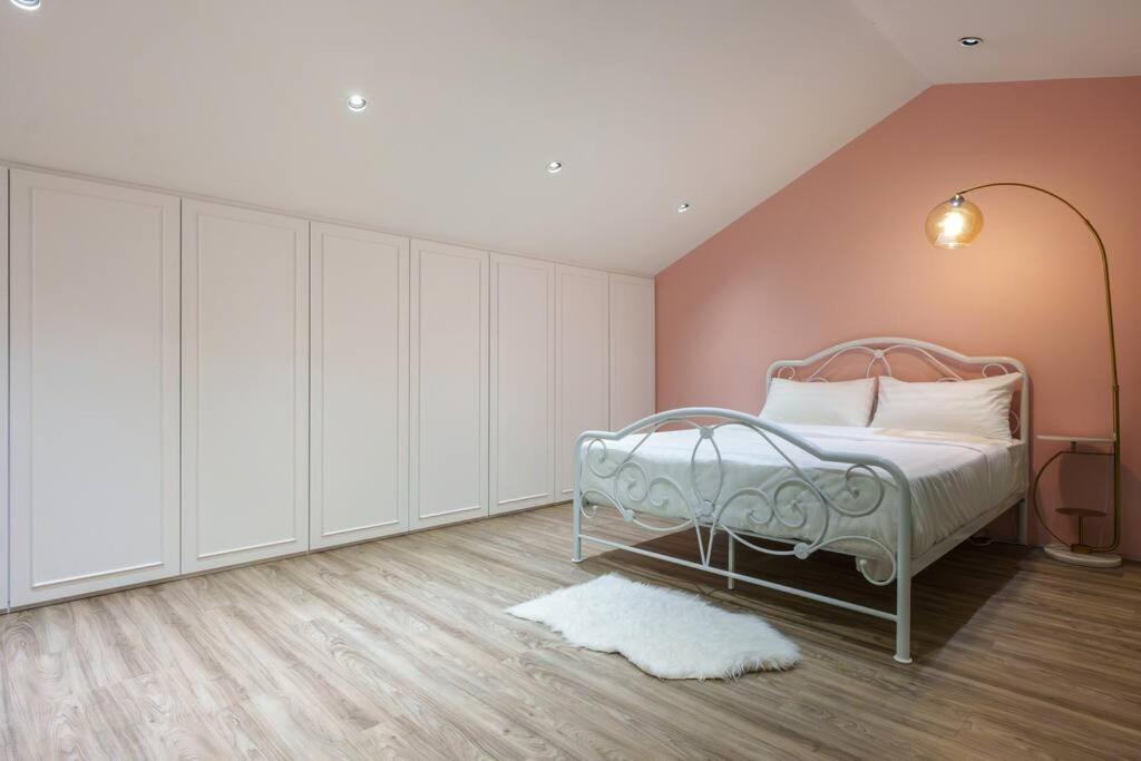 Minimalist Elegance 4br 8pax Holiday home
